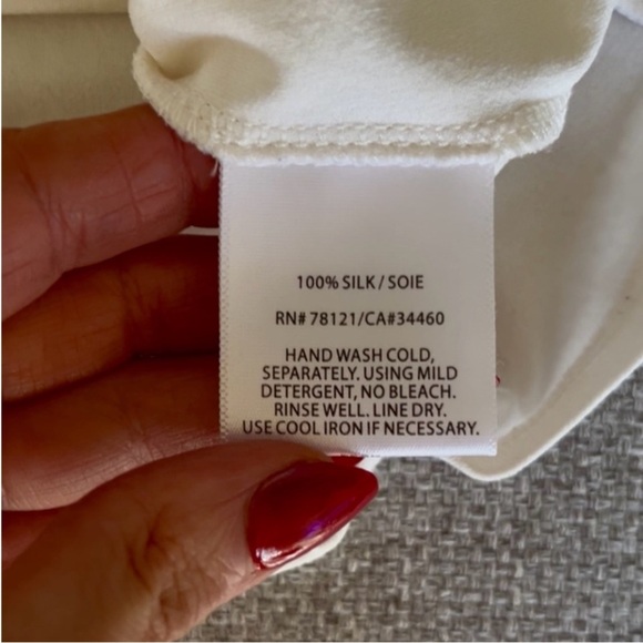 100% SILK Eileen Fisher Cream Top with Purple Butterfly Accent - Picture 9 of 10